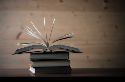 5 Essential Books Every Entrepreneur Should Read